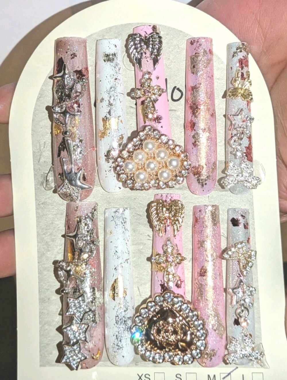3Xl Hand Crafted Acrylic Pink & White Rhinestone Pearl Heart Press-On Nail Set